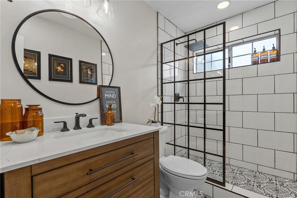 24510 Apple St. Property Photo 20