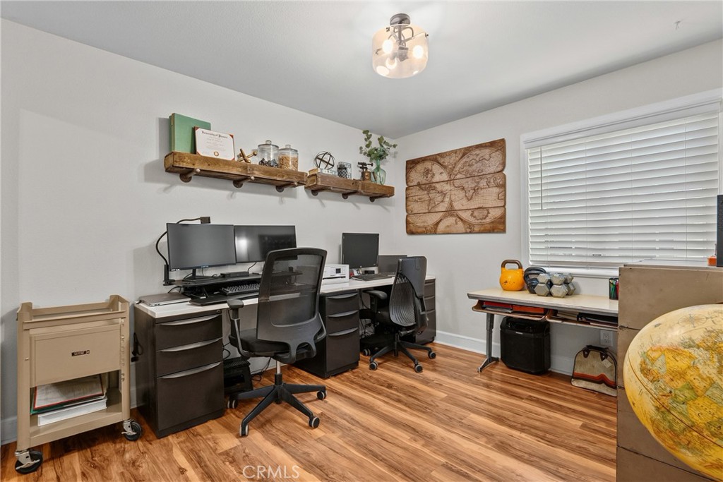 24510 Apple St. Property Photo 21
