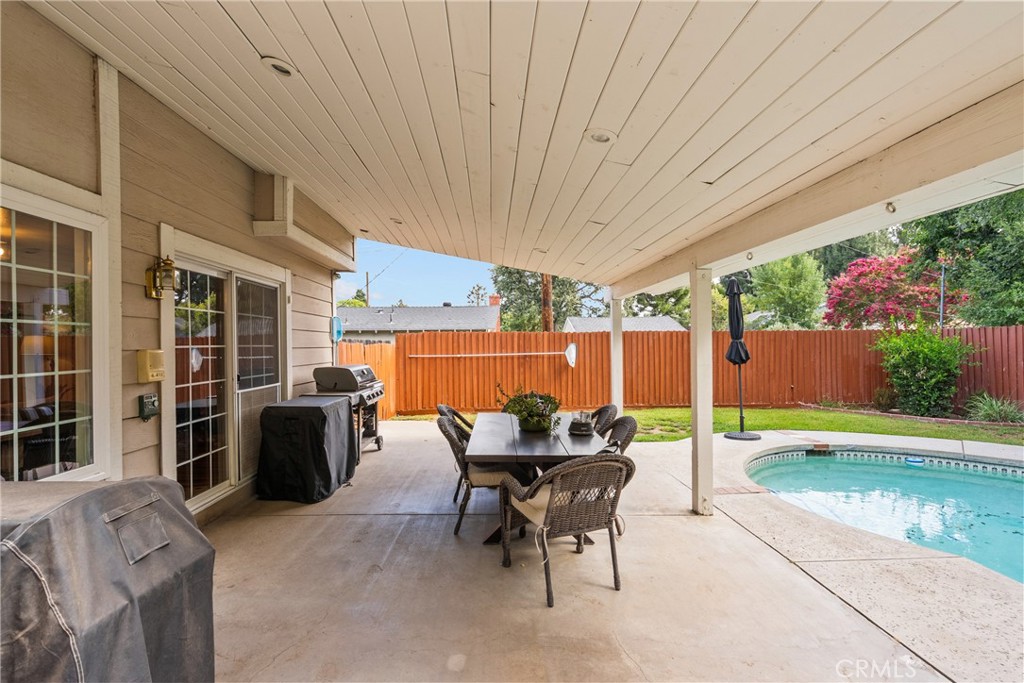 24510 Apple St. Property Photo 39