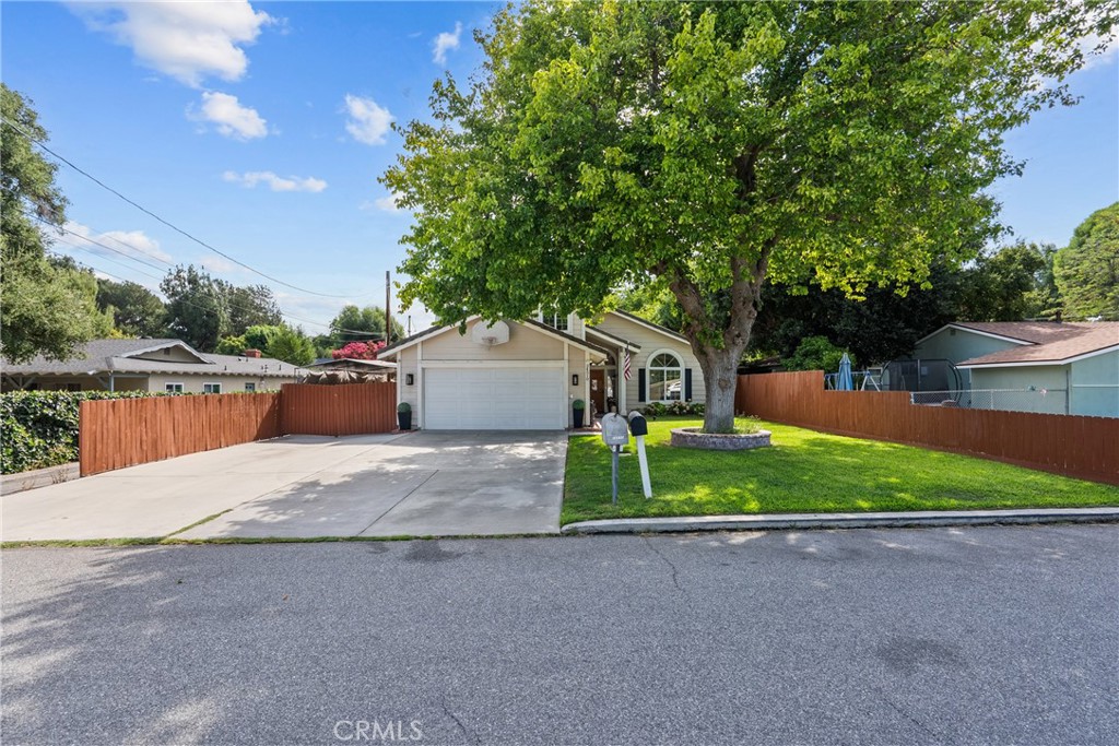 24510 Apple St. Property Photo 47