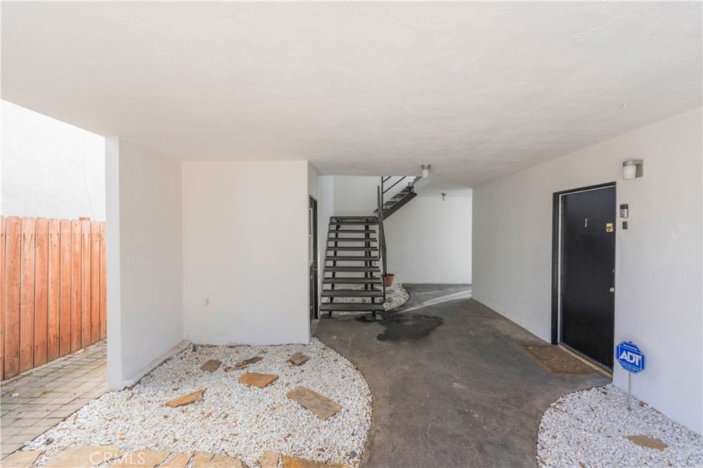 3906 Pacific Avenue Property Photo 12