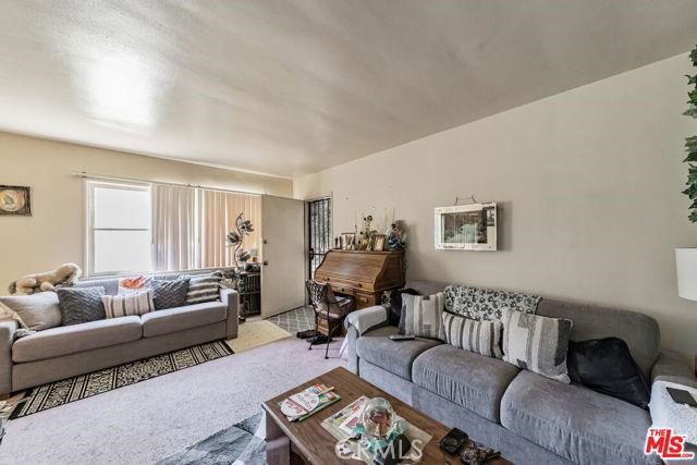 241 E Washington 2 Property Photo 5