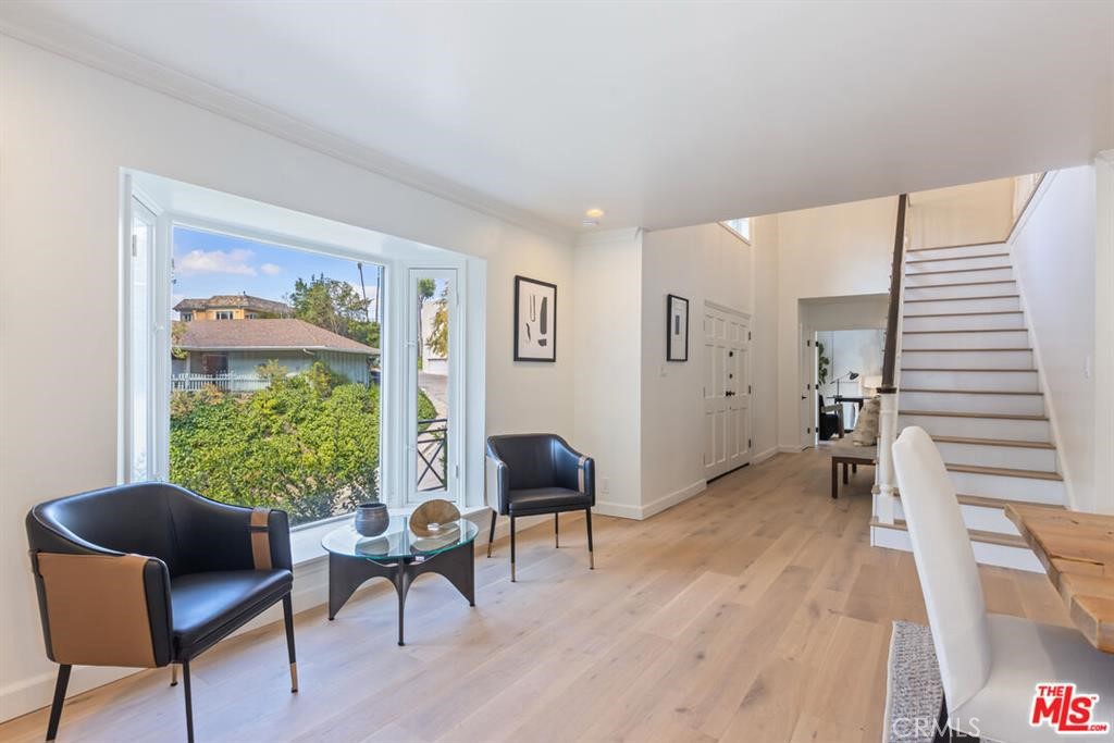 3217 Longridge Property Photo 3