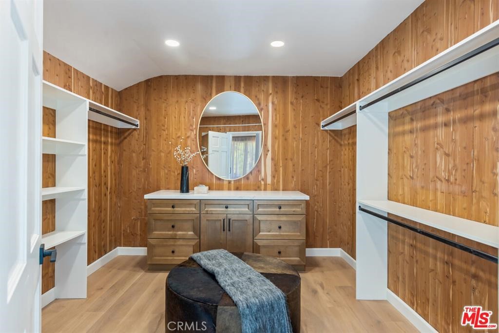 3217 Longridge Property Photo 18