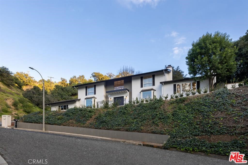 3217 Longridge Property Photo 24