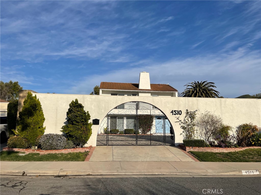 4510 Henley Court Property Photo 1