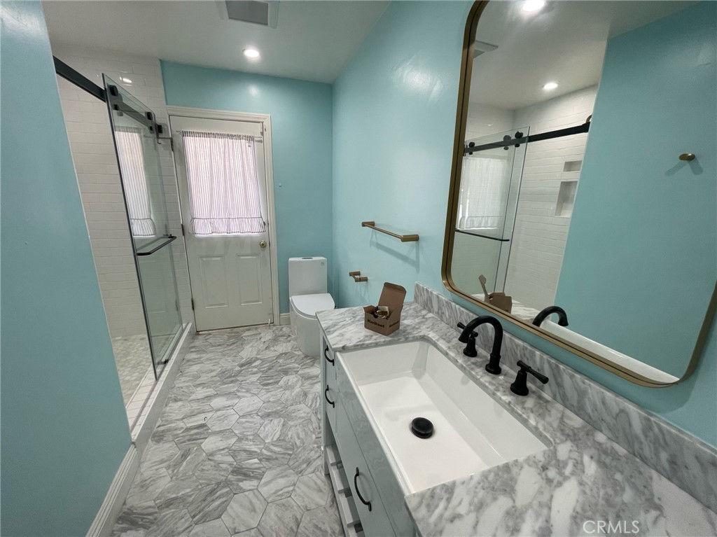 4510 Henley Court Property Photo 14