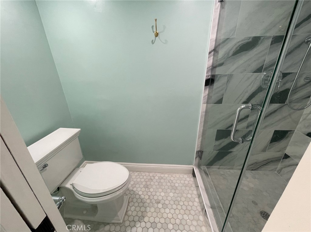 4510 Henley Court Property Photo 15