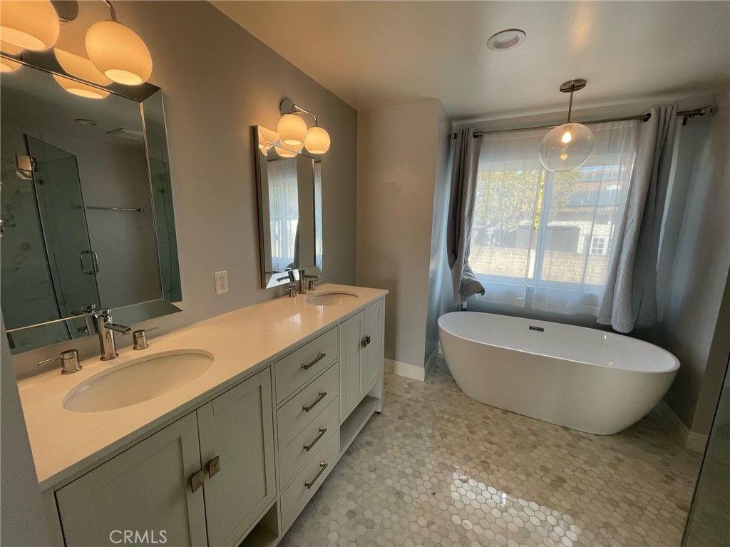 4510 Henley Court Property Photo 21