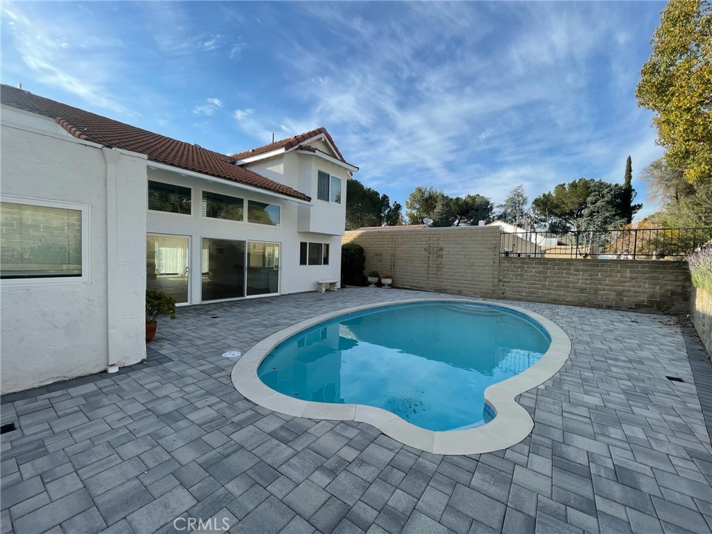 4510 Henley Court Property Photo 25