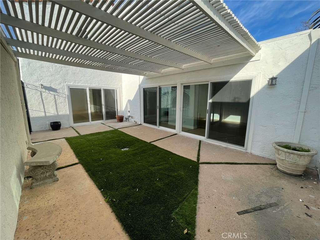 4510 Henley Court Property Photo 28