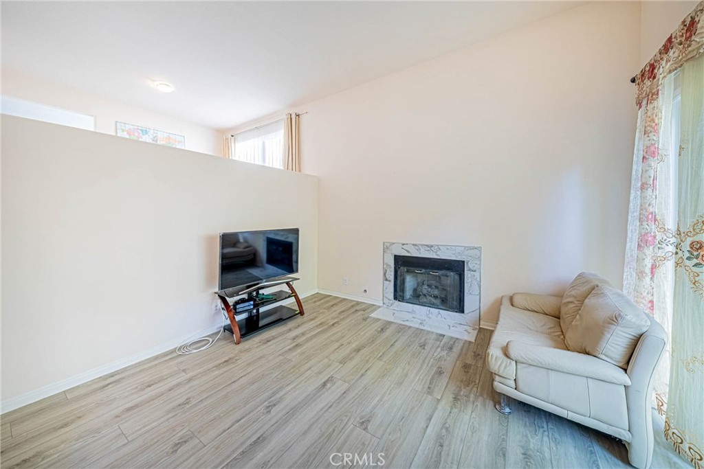 25703 Holiday Circle A Property Photo 6
