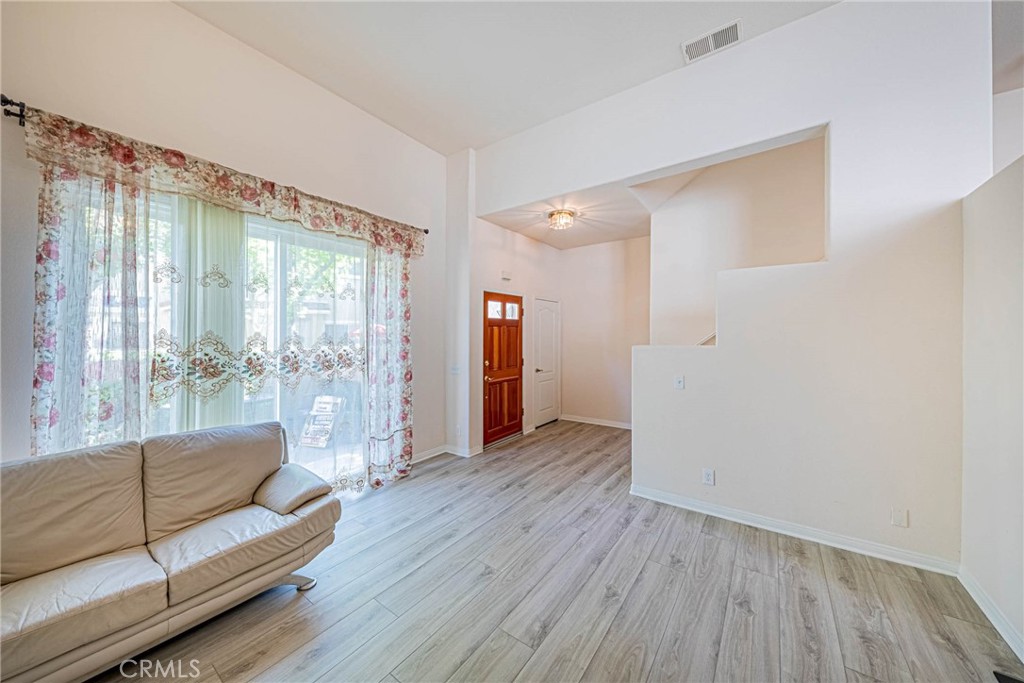 25703 Holiday Circle A Property Photo 7