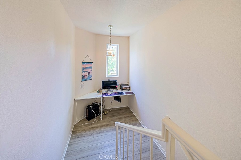 25703 Holiday Circle A Property Photo 21
