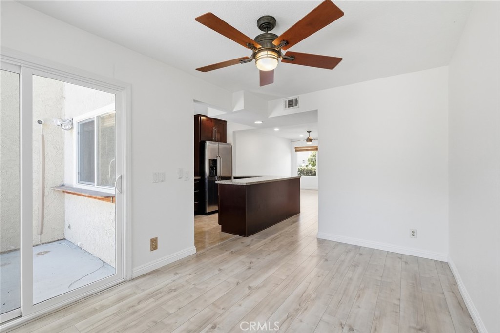 54 Oval Road Property Photo 9