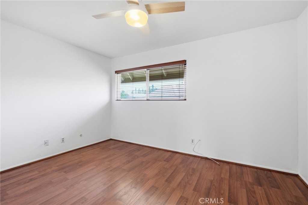 54 Oval Road Property Photo 23