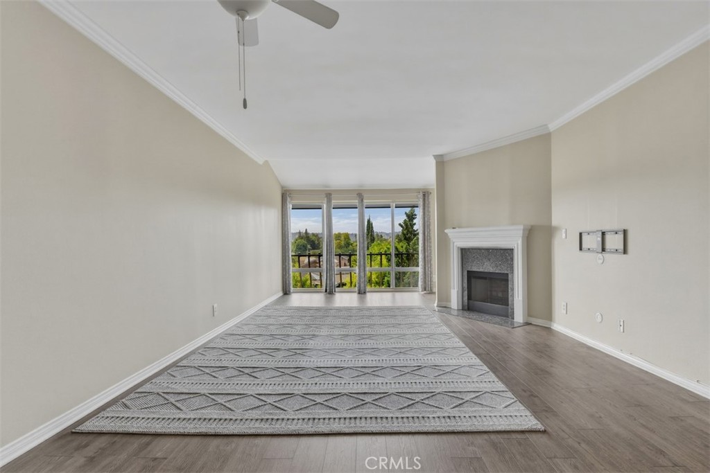 12830 Burbank 305 Property Photo 1