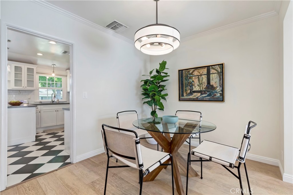 5429 Columbus Avenue Property Photo 12