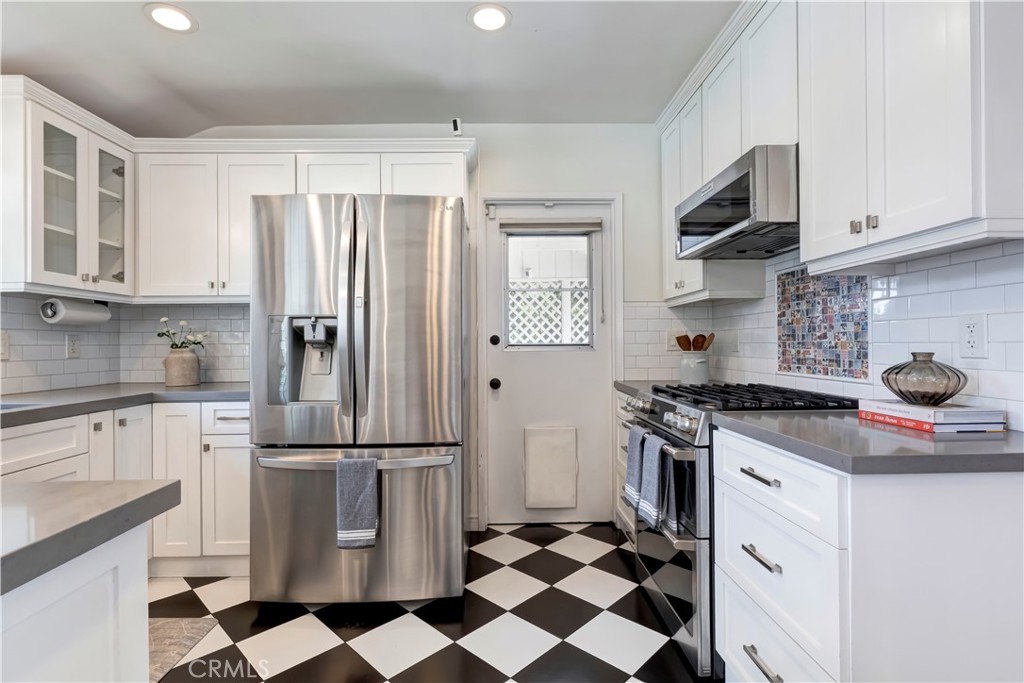 5429 Columbus Avenue Property Photo 14