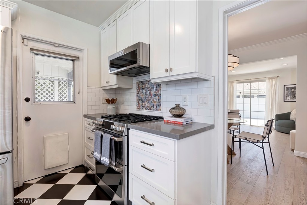 5429 Columbus Avenue Property Photo 17