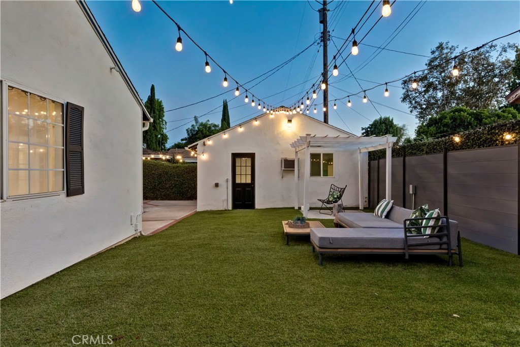 5429 Columbus Avenue Property Photo 60