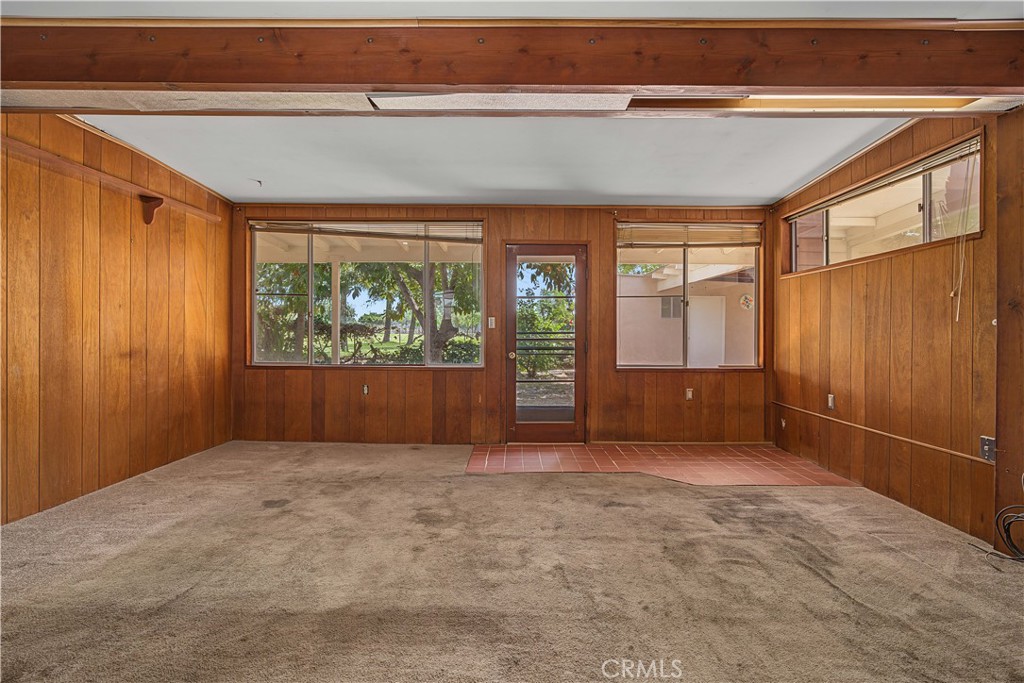 5314 Garypark Avenue Property Photo 3