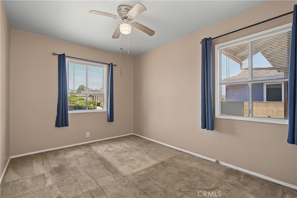 5314 Garypark Avenue Property Photo 6