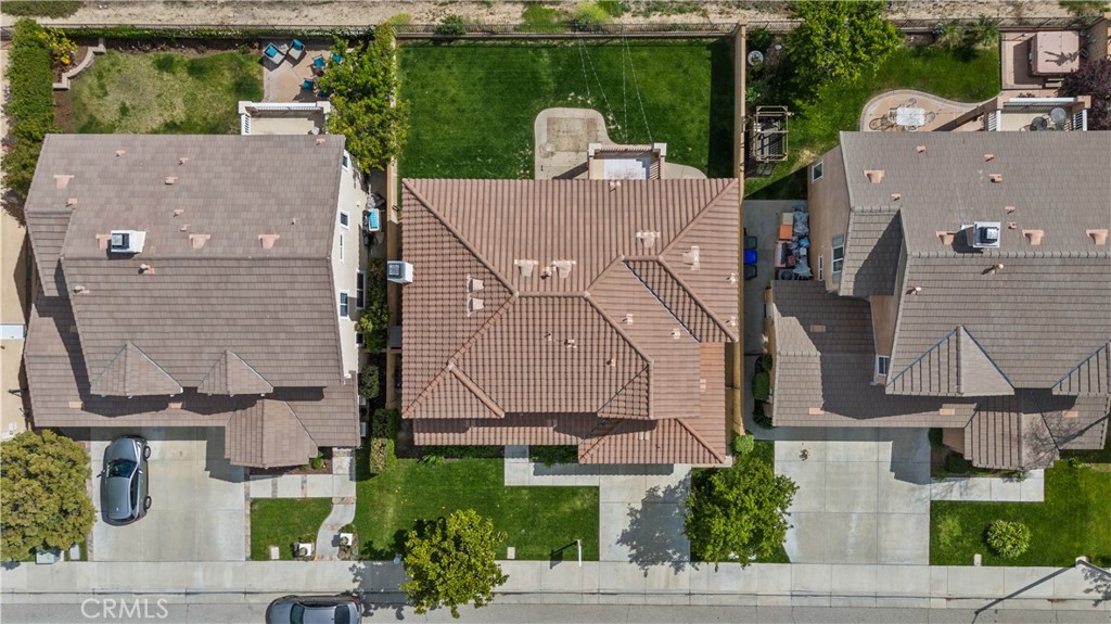 24036 Via Vista Property Photo 3