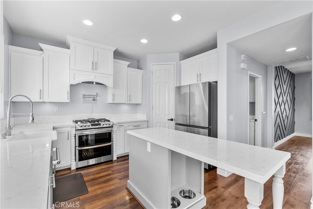 24036 Via Vista Property Photo 18