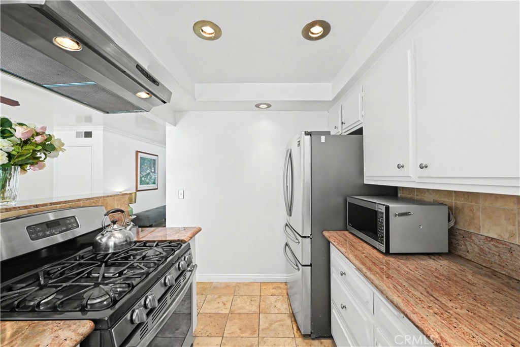 1758 Reed Street Property Photo 15