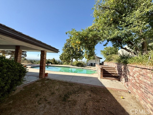 16840 Nanette Street Property Photo 6
