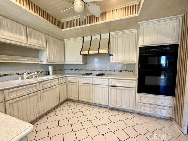 16840 Nanette Street Property Photo 12