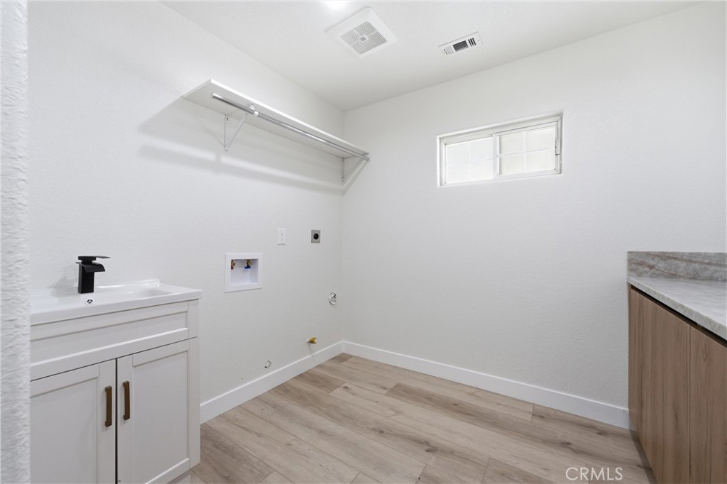 5653 Willow Avenue Property Photo 17
