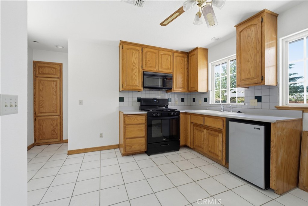 5653 Willow Avenue Property Photo 39