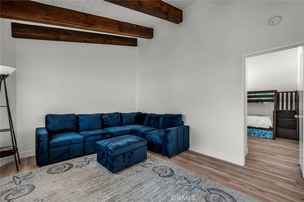5123 Neptune Square Property Photo 10