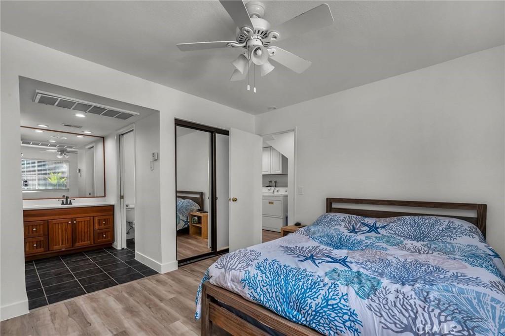 5123 Neptune Square Property Photo 17