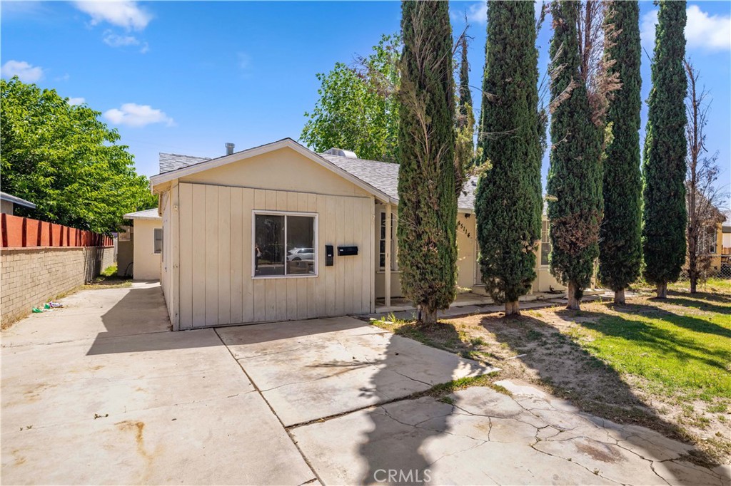 45110 Elm Property Photo 1