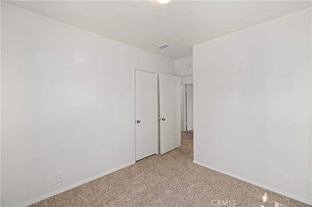 45110 Elm Property Photo 7