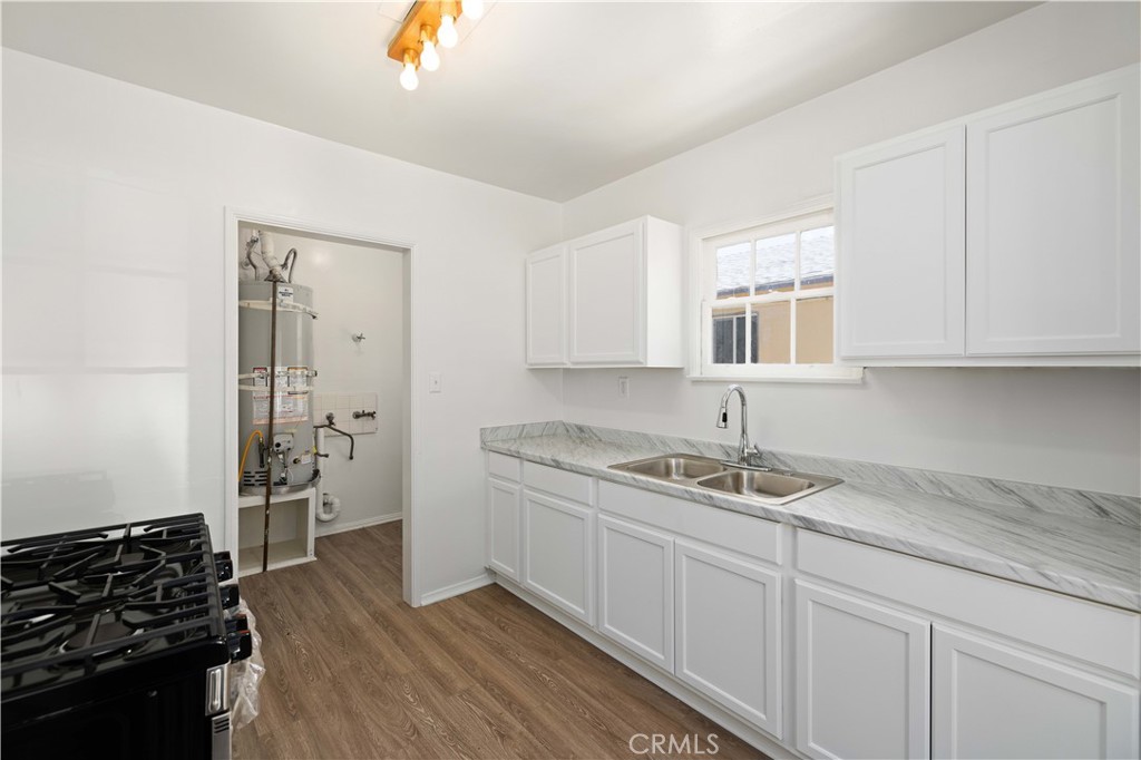 45110 Elm Property Photo 11
