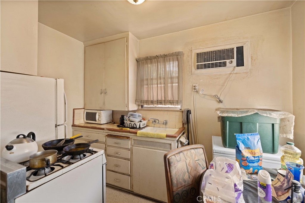 45110 Elm Property Photo 18