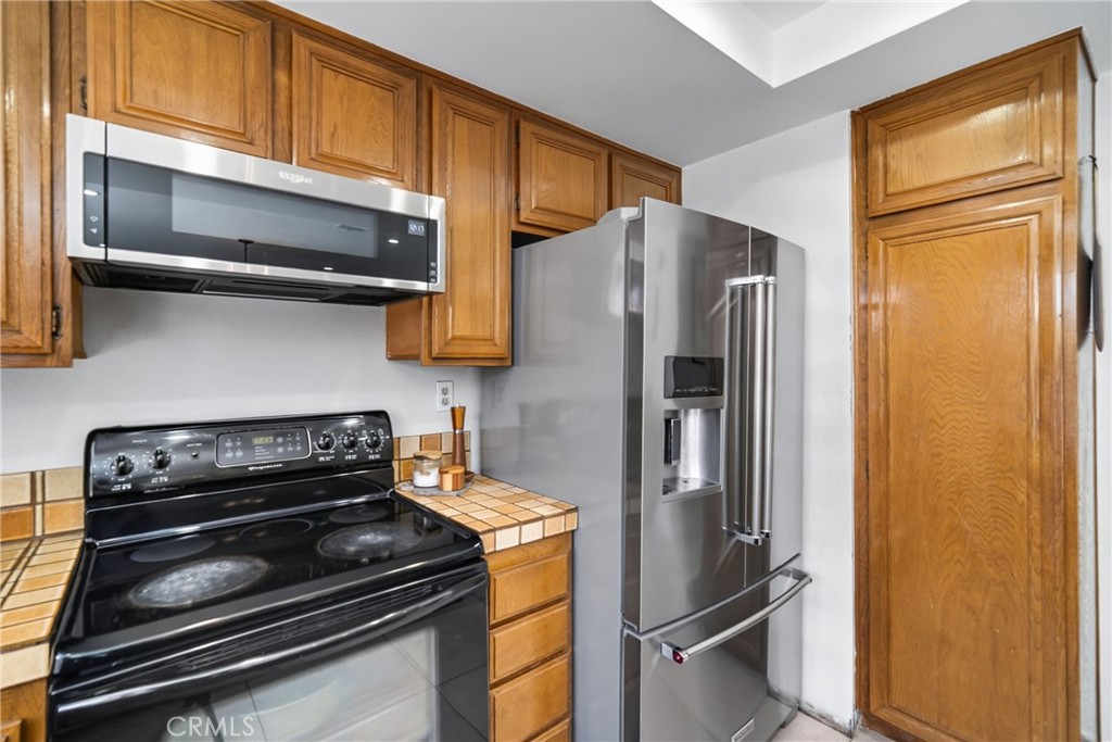 8235 Mason Ave. C Property Photo 16