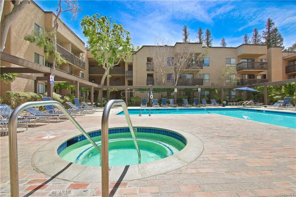 22100 Burbank Boulevard 259g Property Photo 10