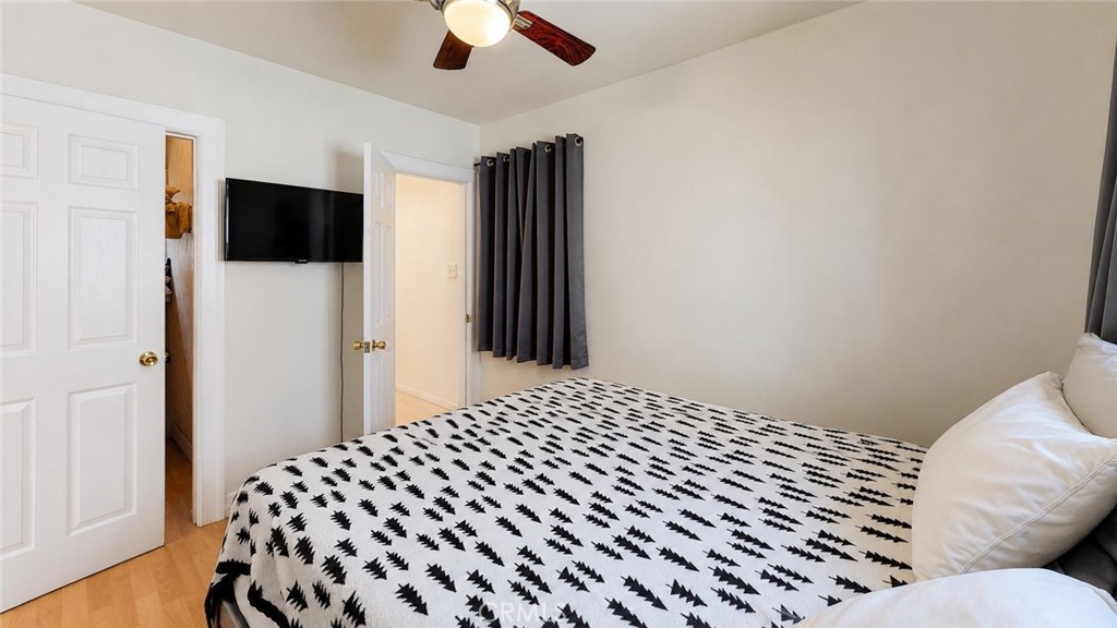 1029 N Orange Grove Property Photo 35
