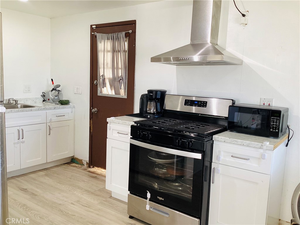 13329 Herron Street Property Photo 5