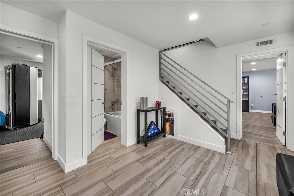 16539 Vine Terrace Property Photo 2