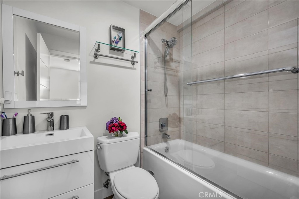 16539 Vine Terrace Property Photo 6
