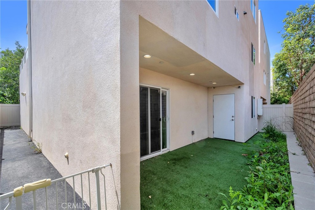 16539 Vine Terrace Property Photo 28