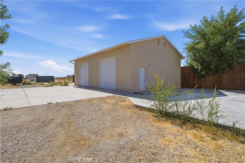 39018 8th Street E Property Photo 26