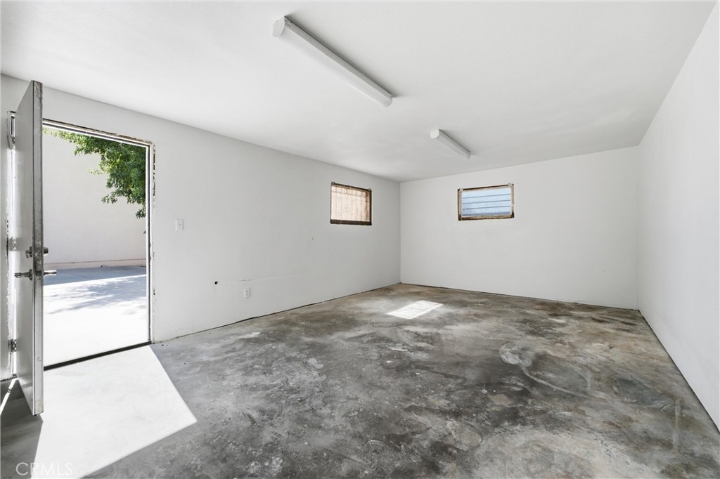 39018 8th Street E Property Photo 32