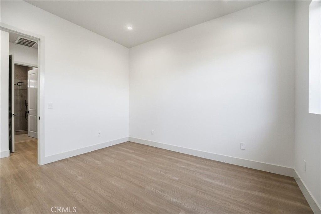 14902 Hubbard Property Photo 15